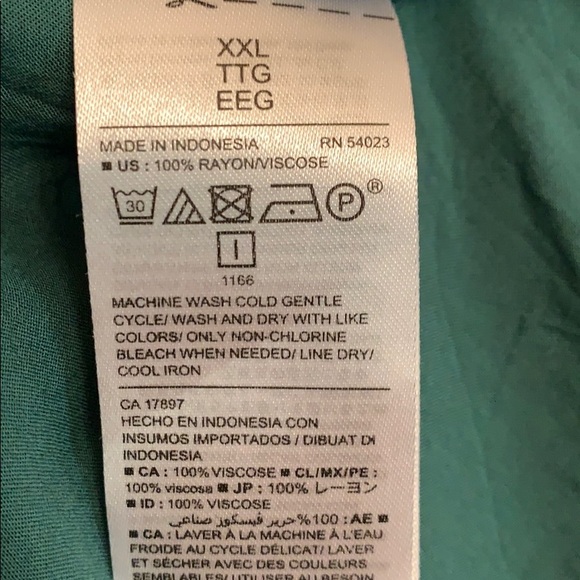 Old Navy XXL Slinky V-Neck Tank - Picture 5 of 6